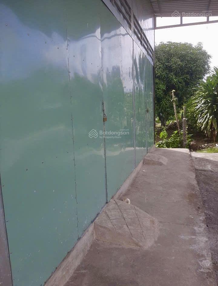 Chốt nhanh lô góc 2 mặt tiền kdc chợ thạnh lộc  sẵn 4 phòng trọ có thu nhập ngay