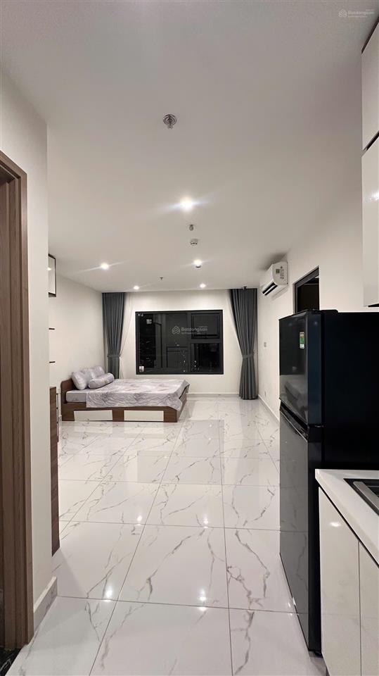 Bán studio chính chủ solary vinhomes grand park giá 2 tỷ 1 sẵn hđt 6 triệu