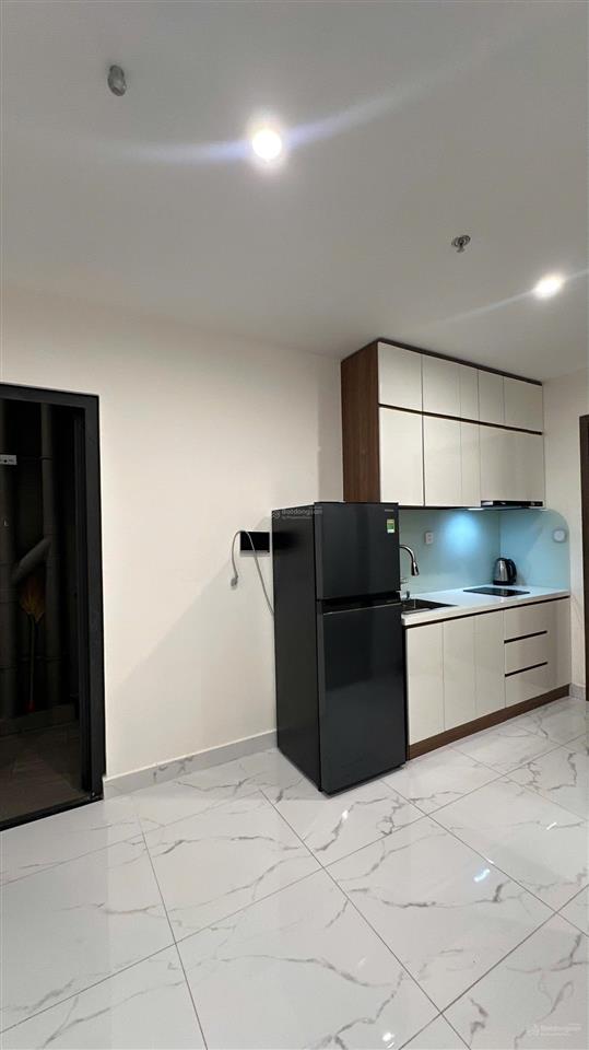 Bán studio chính chủ solary vinhomes grand park giá 2 tỷ 1 sẵn hđt 6 triệu