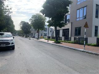 Bán gấp biệt thự dt 372m2 mt 20m. view trường học. đ/c đường chính kđt đặng xá, gia lâm/hà nội