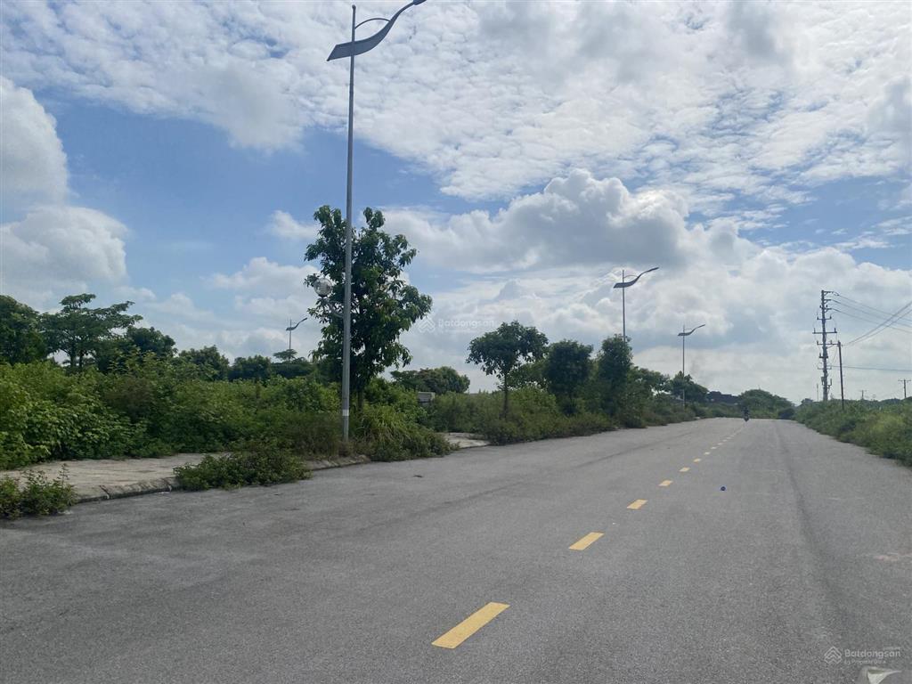 Bán đất khu đô thị khai sơn phường song liễu bắc ninh.dt675m2 mặt tiền27m view vườn hoa, giá 45tr