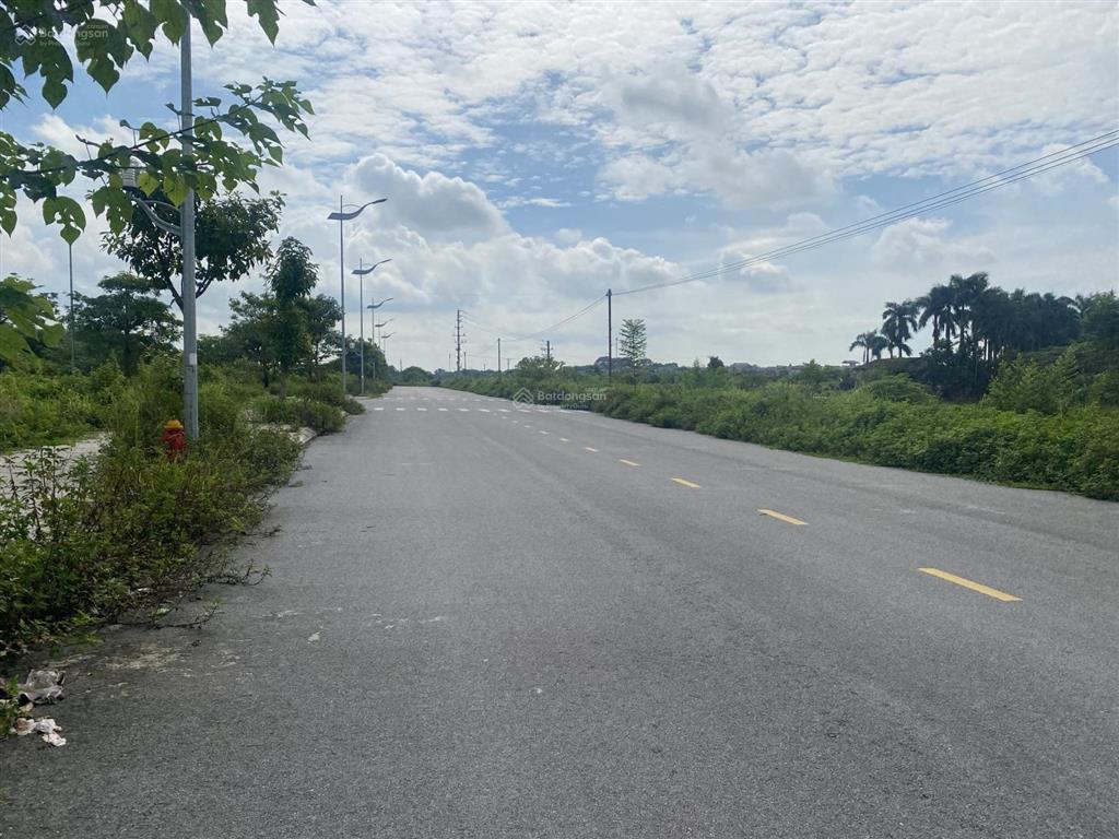 Bán đất khu đô thị khai sơn phường song liễu bắc ninh.dt675m2 mặt tiền27m view vườn hoa, giá 45tr