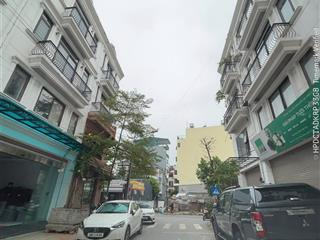 Bán nhà 4 tầng làn 2 phố thành trung, trâu quỳ, gia lâm dt 84m²/mt 6m/ giá 19 tỷ