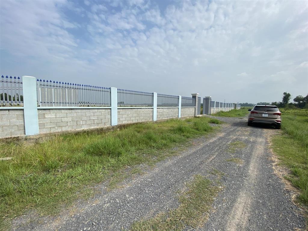 Lô đất đẹp 1330m2 tại xã tân phú trung, huyện củ chi, sinh lời cao, đầy đủ pháp lý, chỉ 4,9tr/m2