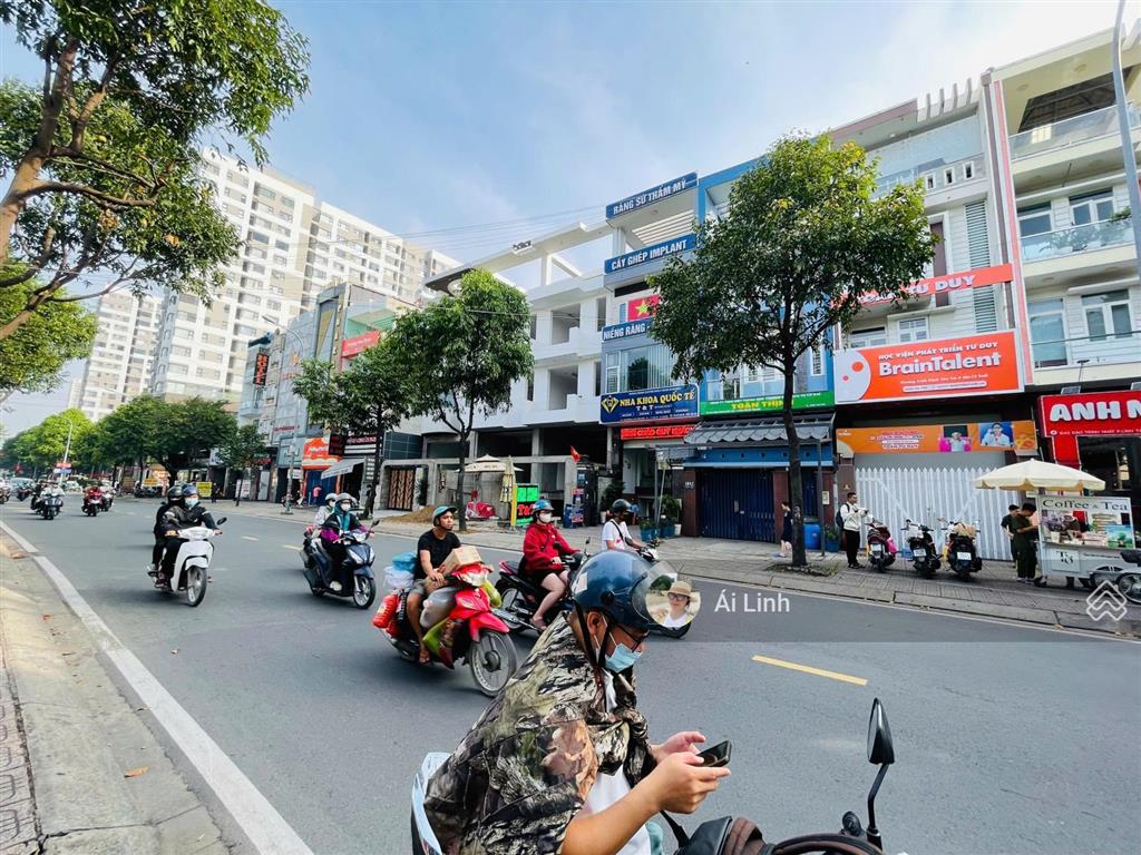 Duy nhất 1 lô mặt tiền đào trinh nhất 120m2 (5*24) ngay ngã tư phạm văn đồng xpxd hầm + 4tgiá 15tỷ