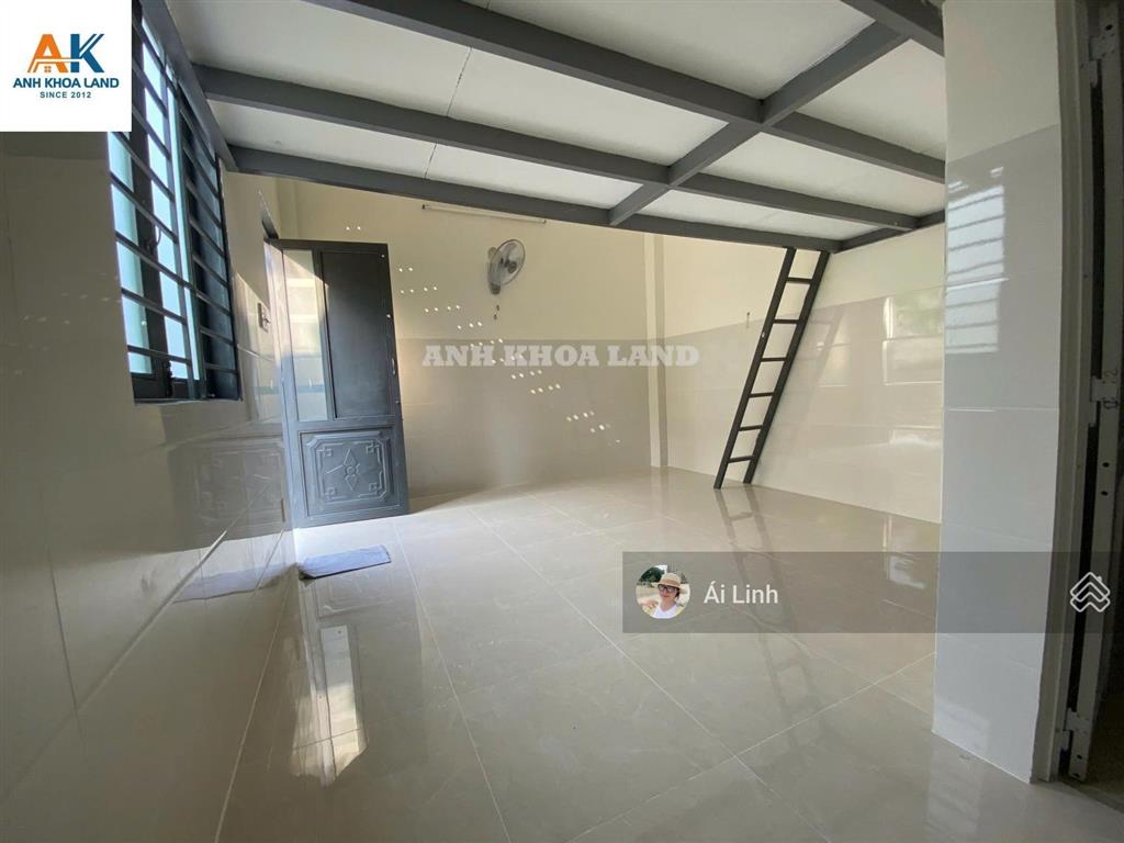 Cần tiền bán gấp chdv 3 tầng hẻm 5m ngay đh cảnh sát phạm văn đồng shr hoàn công dòng tiền 22tr/th