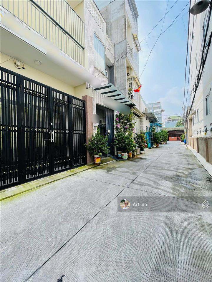 Cần tiền bán gấp chdv 3 tầng hẻm 5m ngay đh cảnh sát phạm văn đồng shr hoàn công dòng tiền 22tr/th