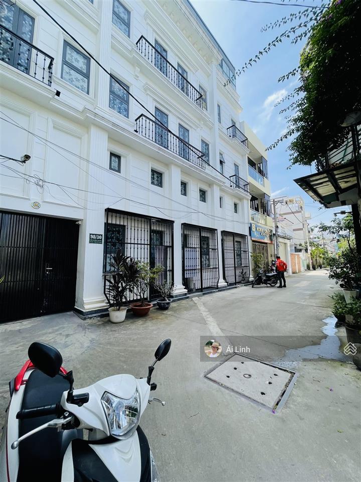 Ngộp chdv 3 tầng 203m2 (14x17m) đường 6m thông ngay phạm văn đồng  vành đai 2 sẵn thu nhập 70tr/th