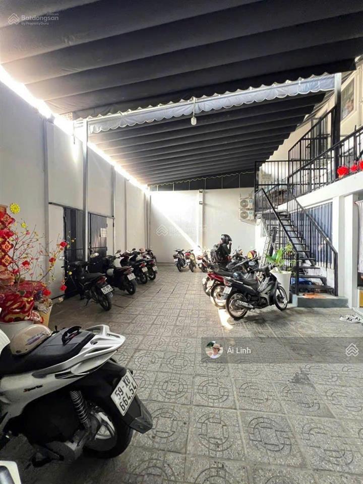 Ngộp chdv 3 tầng 203m2 (14x17m) đường 6m thông ngay phạm văn đồng  vành đai 2 sẵn thu nhập 70tr/th