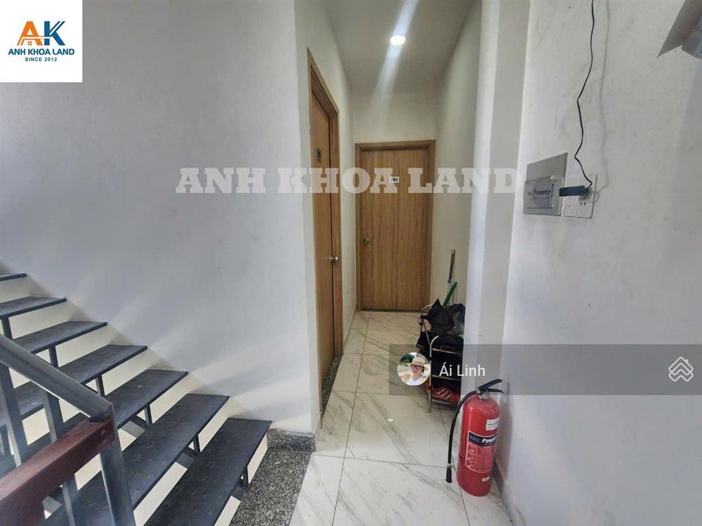 Ngộp giảm 500tr bán chdv hẻm 5m kha vạn cân ngay học viện tư pháp thu nhập 35tr/th sổ bank 5 tỷ