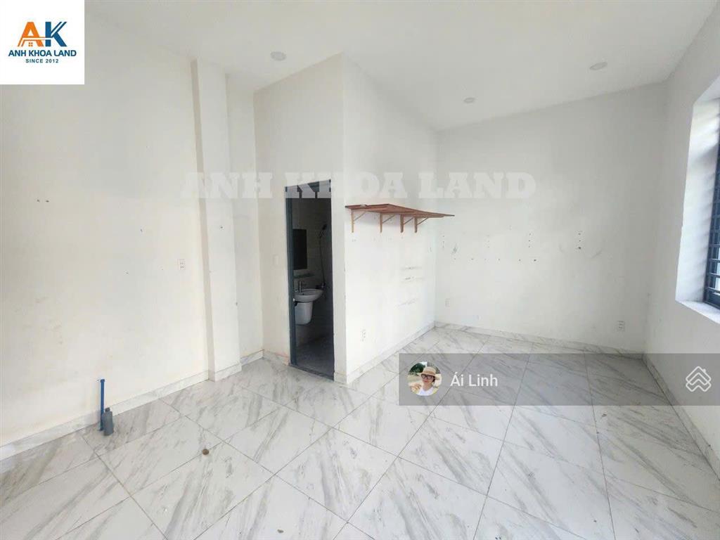 Ngộp giảm 500tr bán chdv hẻm 5m kha vạn cân ngay học viện tư pháp thu nhập 35tr/th sổ bank 5 tỷ
