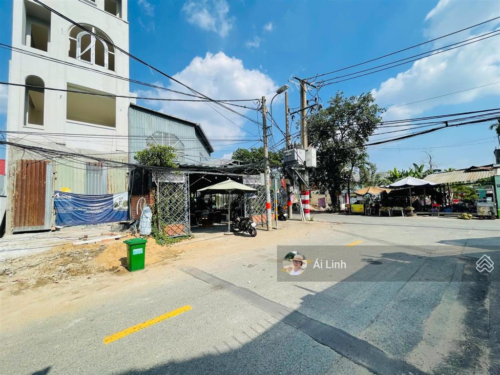 Hàng f0mặt tiền đs ngay tam giá vàng vành đai 2phạm văn đồng 146m2 ngang 6.4m xây dựng 4 tầng