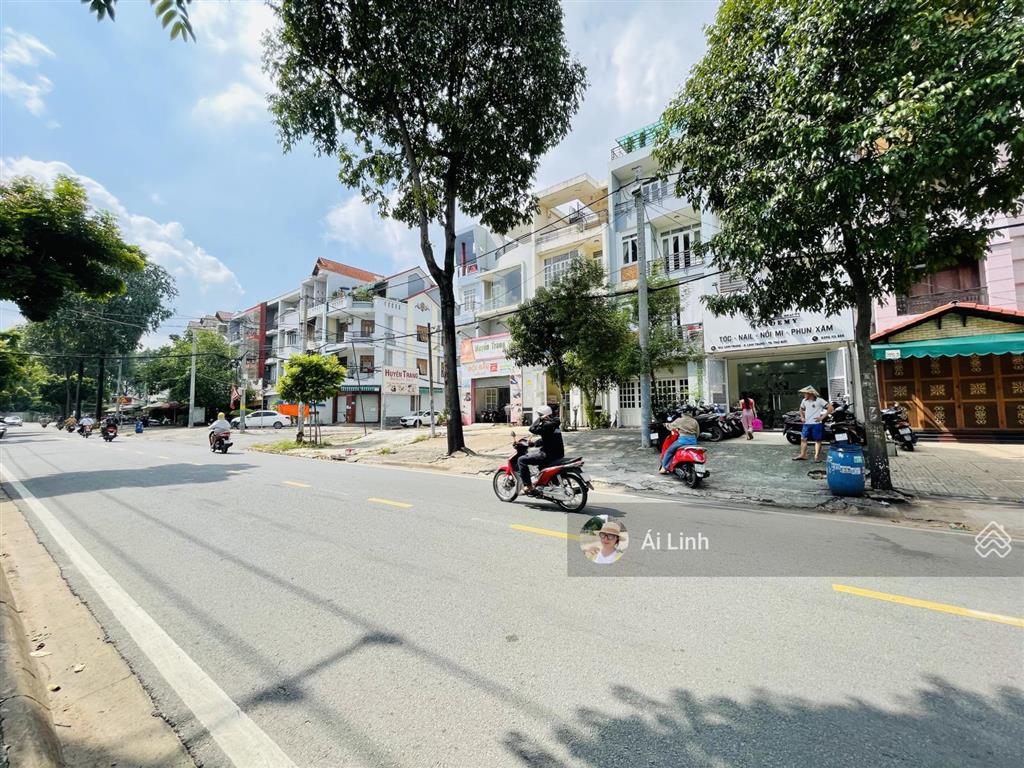 Dòng tiền 50tr/th dt 218m2 ngang 6m mặt tiền đường linh trung vị trí đắc địa ngay góc kha vạn cân