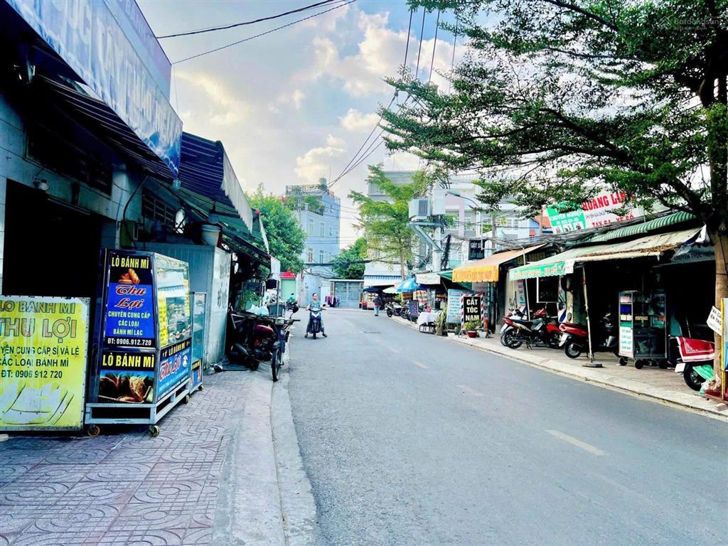Bán đất linh trung có nhà c4 dt đẹp 128.2m2 (6x21m) thổ cư hxh ngay hoàng diệu 2 gần ngã tư thủ đức
