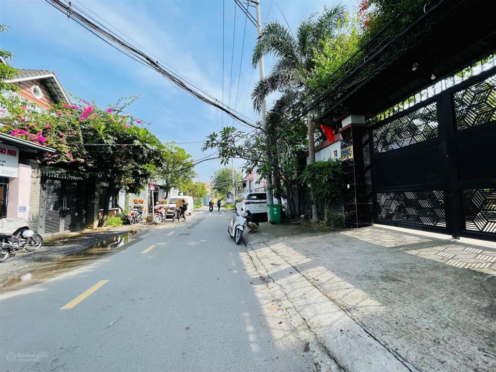 Mặt tiền đs ngay góc vành đai 2, linh đông 97.3m2 xpxd 5 tầng khu dân cư hiện hữu giá 7 tỷ