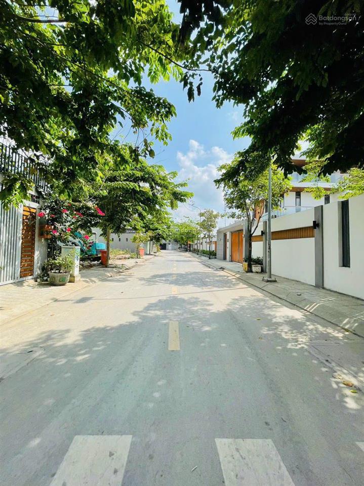 Bán đất trường thọ 82m2 ngang 5.6m khu dân trí ngay ga metro phước long đường nhựa 8m shr