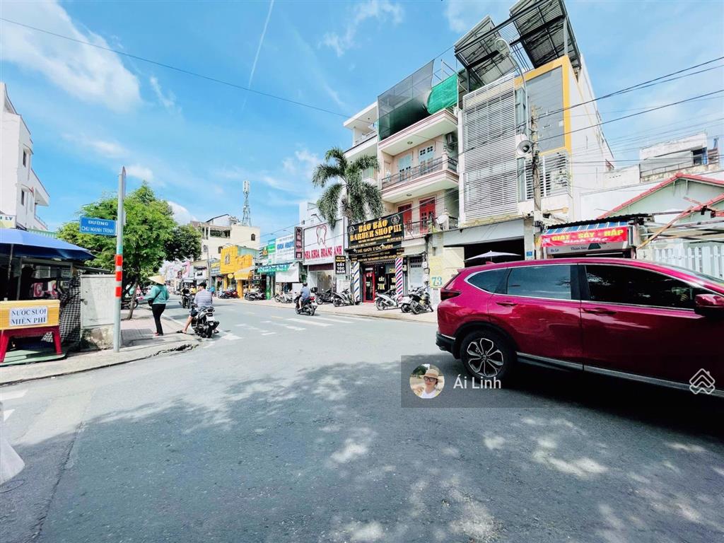 Hàng f0  bán đất mặt tiền dt (5.5x29) full thổ ngay góc dân chủ gần vincom thủ đức giá còn tl
