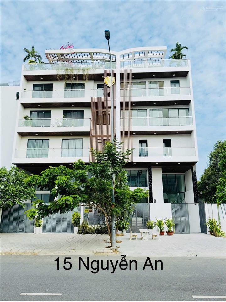 Tòa nhà văn phòng 11x21 hầm 6 lầu  1.200m² sàn, pccc đầy đủ vị trí cổng sau ubnd tp.thủ đức cũ