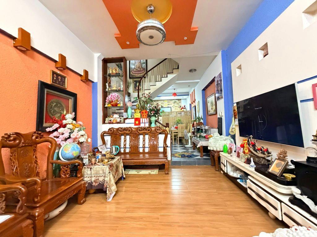 Bán nhà 5 tầng 58 m2, ngõ đẹp 145 Quan Nhân