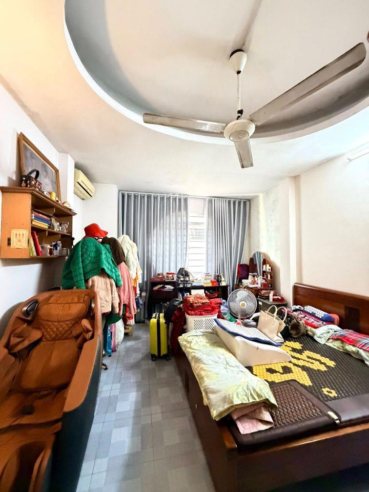 Bán nhà 5 tầng 58 m2, ngõ đẹp 145 Quan Nhân