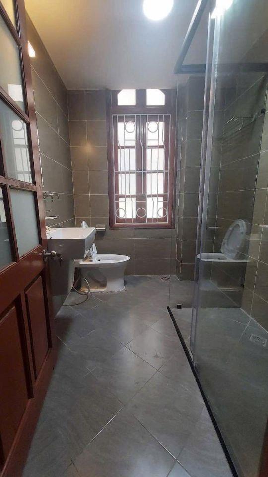 Bán nhà ngõ ô tô tránh phố Quan Nhân 6 tầng x80m2 giá 26,8 tỷ