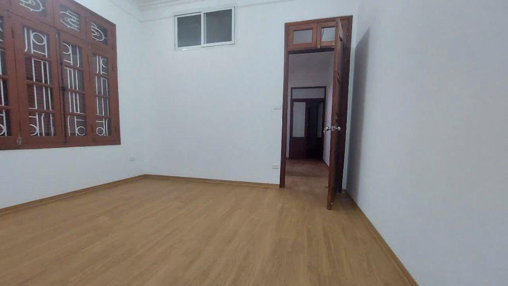 Bán nhà ngõ ô tô tránh phố Quan Nhân 6 tầng x80m2 giá 26,8 tỷ