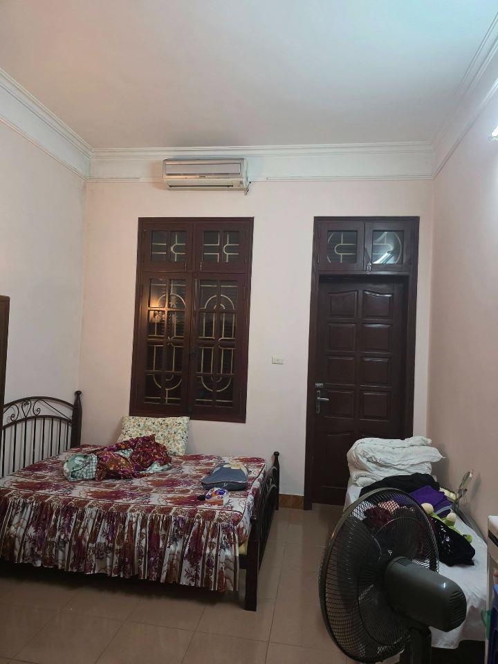 Bán nhà mặt phố Nhân Hòa gần trường THCS Phan Đình Giót