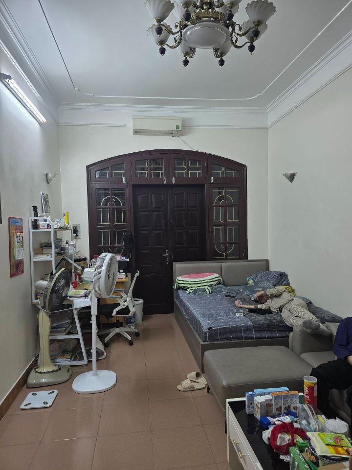 Bán nhà mặt phố Nhân Hòa gần trường THCS Phan Đình Giót