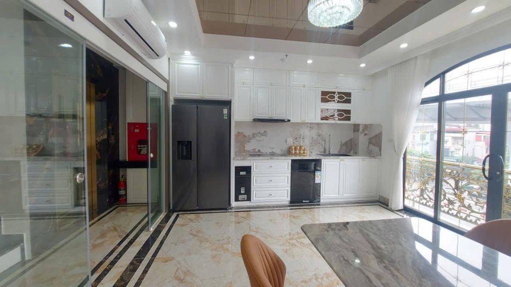 Bán nhà mặt phố Đại La-Hà Nội