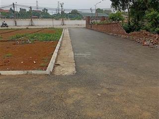 Nhỉnh tỷ lô đất dt 100m tại lương sơn hòa bình mặt tiền 5m