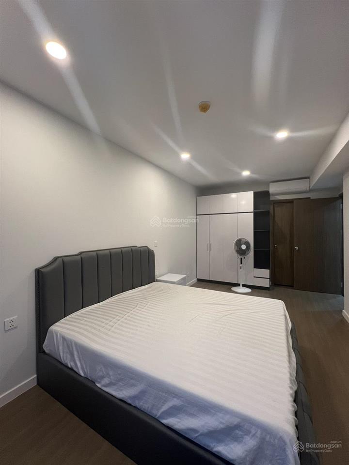 Siêu hot tại river panorama, 3pn 114m2 đủ nội thất, giá 23 triệu.  hồng điệp 0973 495 ***!!!