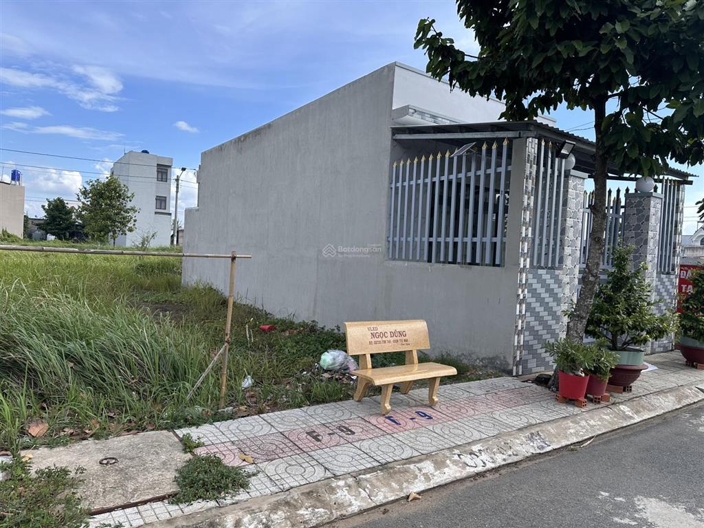Chính chủ cần bán gấp lô đất 80m2 ở kdc thuận đạo residence giá 1,3 tỷ, sổ hồng riêng, vị trí đẹp