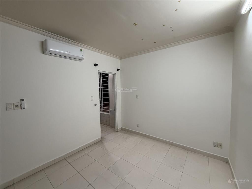 Bán căn hộ thái an ngay cầu vượt quang trung ,giá 2tỷ6,diện tích 75m2 căn góc,2 phòng ngủ ,2 wc,shr