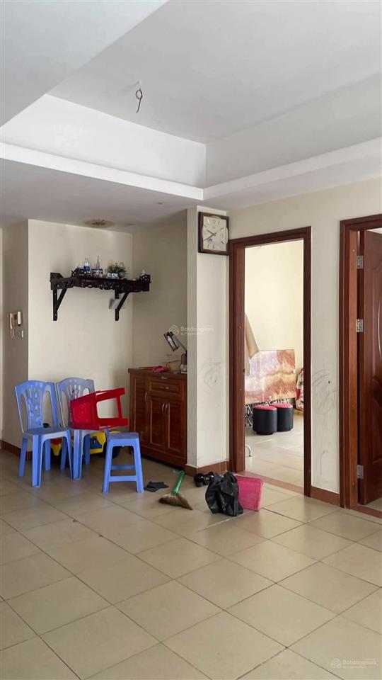 Cần bán nhà 2 tầng tại yên hoà 45 m2