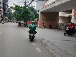 Siêu hiếm, bán nhà mỹ đình, 39m, 5 tầng, thang máy, nhà mới ở ngay, ngõ nông, gần ô tô, giá 8.6 tỷ