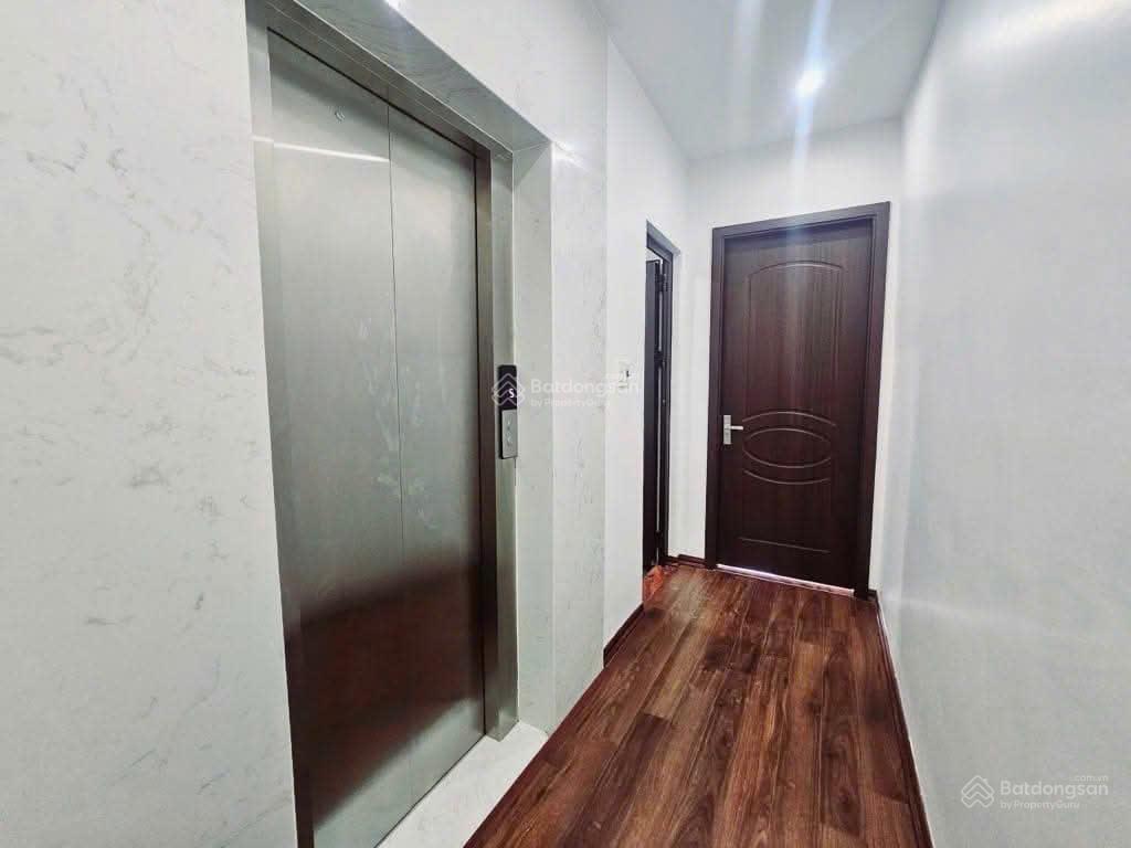 Rẻ nhất tây mỗ, 50m², 5 tầng, thang máy, gần vincom smart, nhà mới ở ngay, ô tô đỗ gần, giá 7.9 tỷ