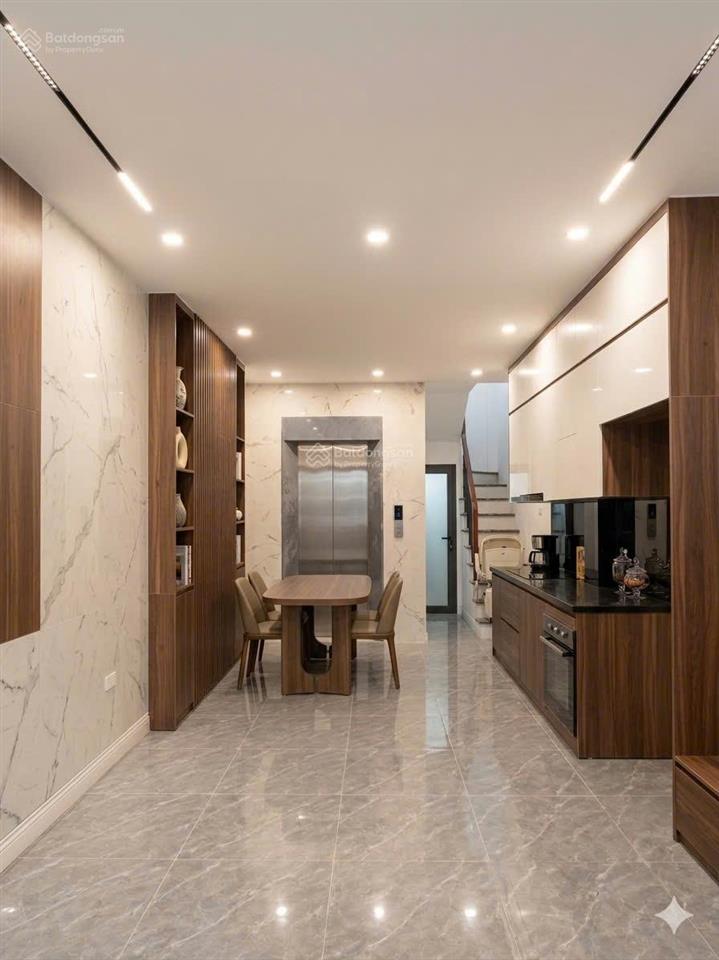 Bán nhà xuân phương, 34m² x 6t, thang máy, dân xây đơn lập, full nội thất, ô tô đỗ cổng, giá 6.9 tỷ