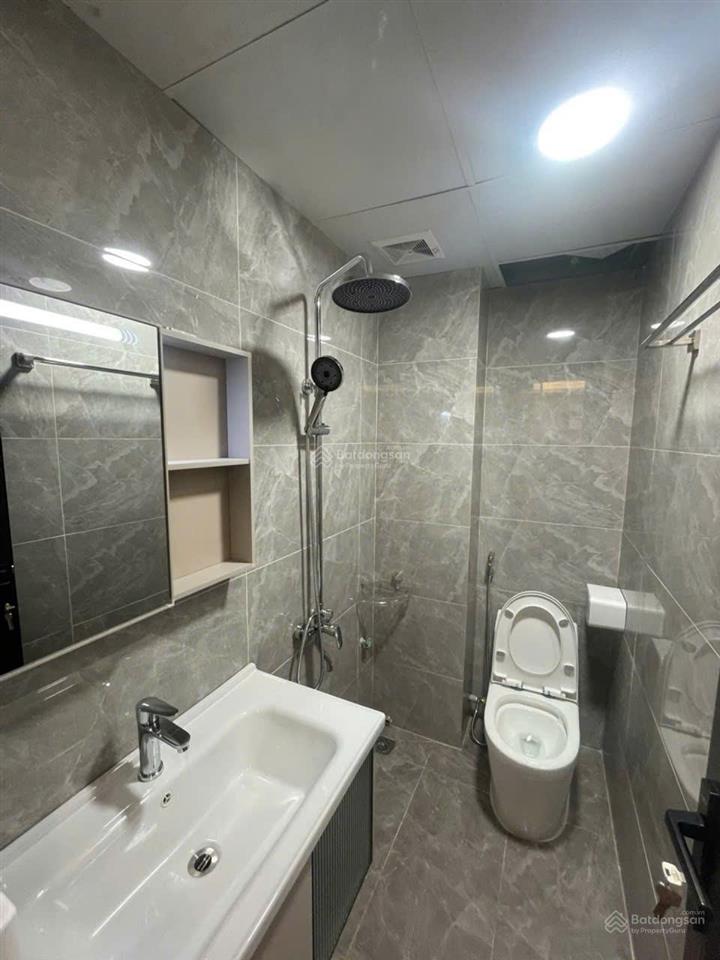 Bán nhà xuân phương, 34m² x 6t, thang máy, dân xây đơn lập, full nội thất, ô tô đỗ cổng, giá 6.9 tỷ