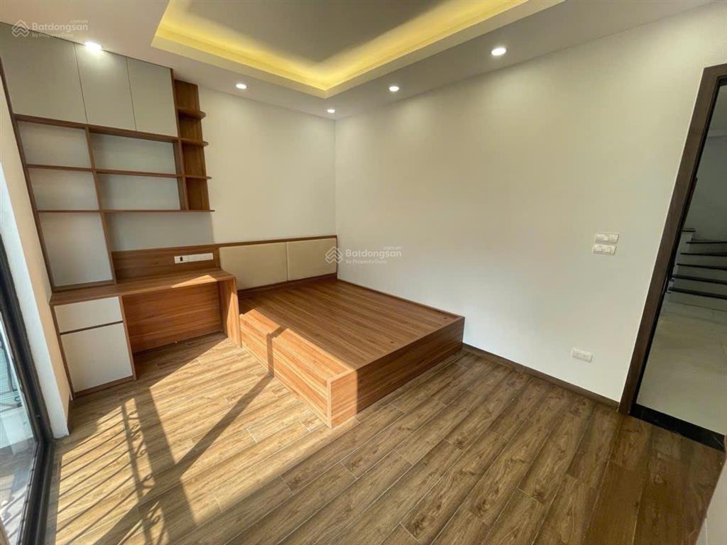 Bán nhà xuân phương, 34m² x 6t, thang máy, dân xây đơn lập, full nội thất, ô tô đỗ cổng, giá 6.9 tỷ