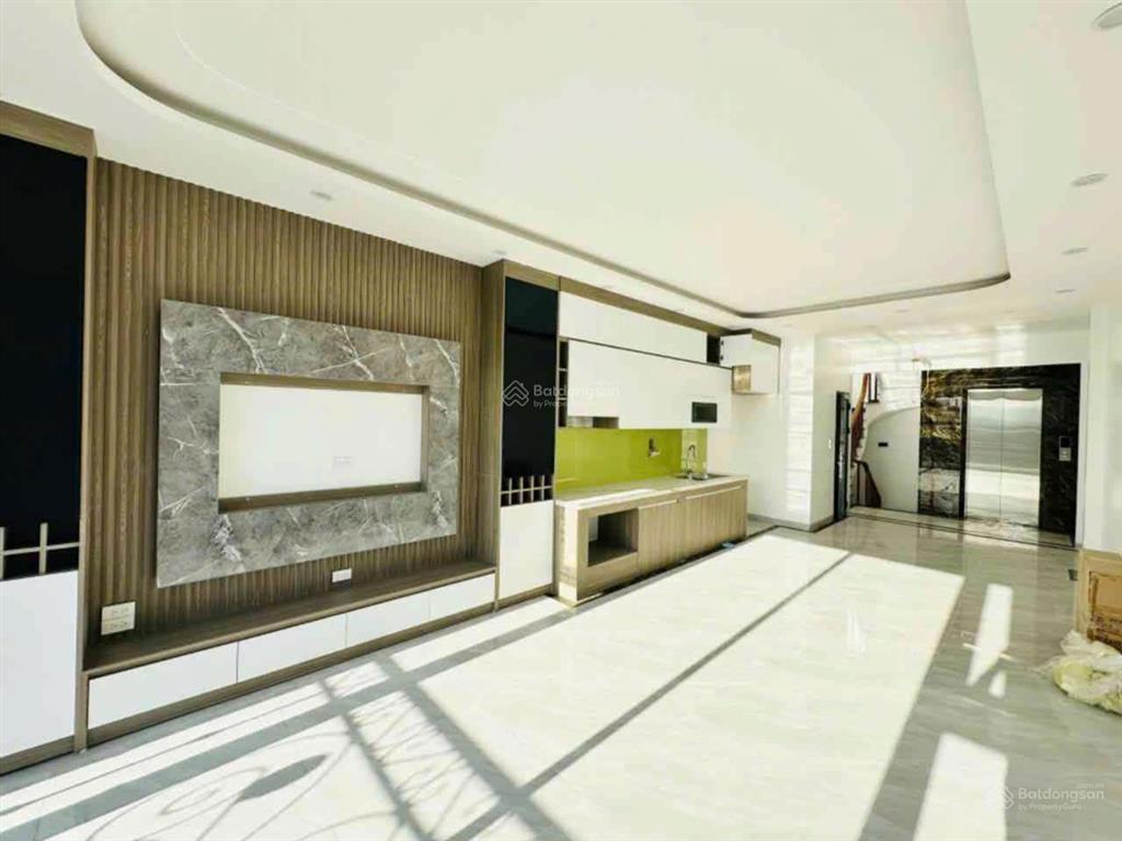 Bán nhà xuân phương, 54m² x 5t, thang máy, nhà dân xây, ngõ thông, ô tô đỗ cửa, qua nhà, giá 9.9 tỷ