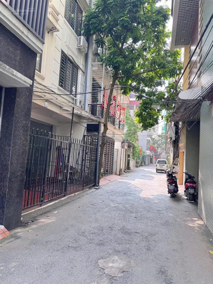 Bán nhà đại mỗ, 42m2, 5 tầng, giá 7 tỷ, nhà dân xây ở ngay, full nội thất, ngõ thông, ô tô đỗ cổng