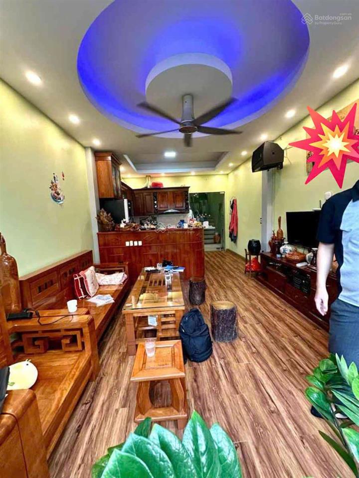 Bán nhà đại mỗ, 42m2, 5 tầng, giá 7 tỷ, nhà dân xây ở ngay, full nội thất, ngõ thông, ô tô đỗ cổng