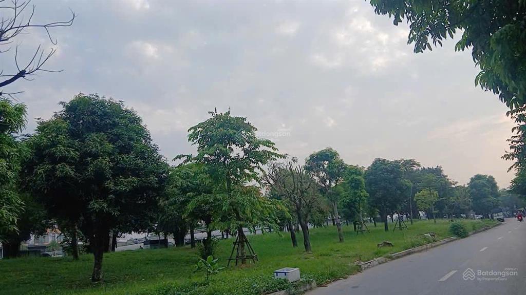 Bán nhà mặt phố cầu cốc, 70m2, 7 tầng, thang máy, vỉa hè, ô tô, kinh doanh, văn phòng, giá 39.5 tỷ