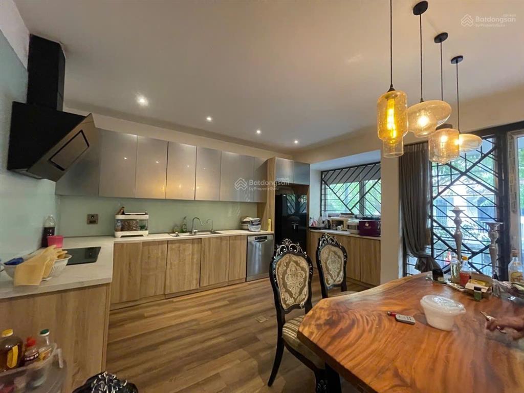 Bán biệt thự liền kề kđt an hưng, 82m2, 5 tầng, trục chính, cách hồ điều hòa 30m, giá 20 tỷ