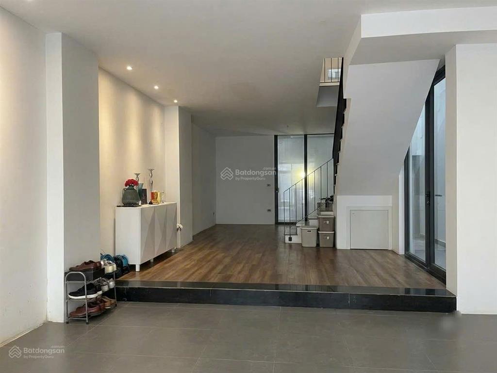 Bán biệt thự liền kề kđt an hưng, 82m2, 5 tầng, trục chính, cách hồ điều hòa 30m, giá 20 tỷ