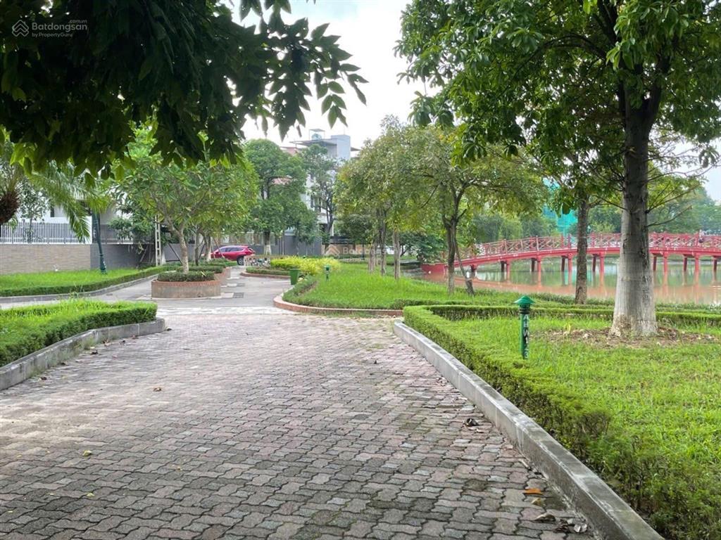 Bán biệt thự liền kề kđt an hưng, 82m2, 5 tầng, trục chính, cách hồ điều hòa 30m, giá 20 tỷ