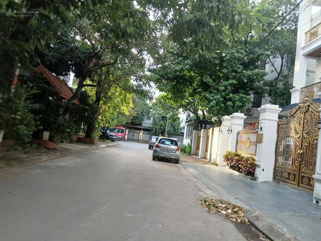 Bán biệt thự liền kề đại mỗ, 76m2, 4 tầng, gara ô tô, nội thất xịn xò, ô tô tránh đỗ, giá 16.5 tỷ