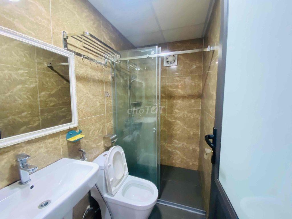 Cho thuê căn hộ 3 ngủ- 2 vs, diện tích 90m2, full đồ.  Tại: Hàm Nghi