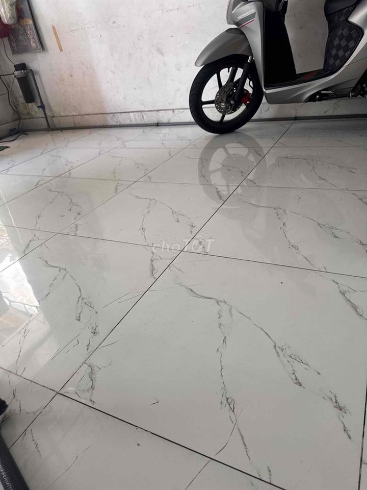NHÀ CHO THUÊ  Hẻm 8m đường Gò Dầu DT 4,7m x 20m trống suốt  Nhà sạch s