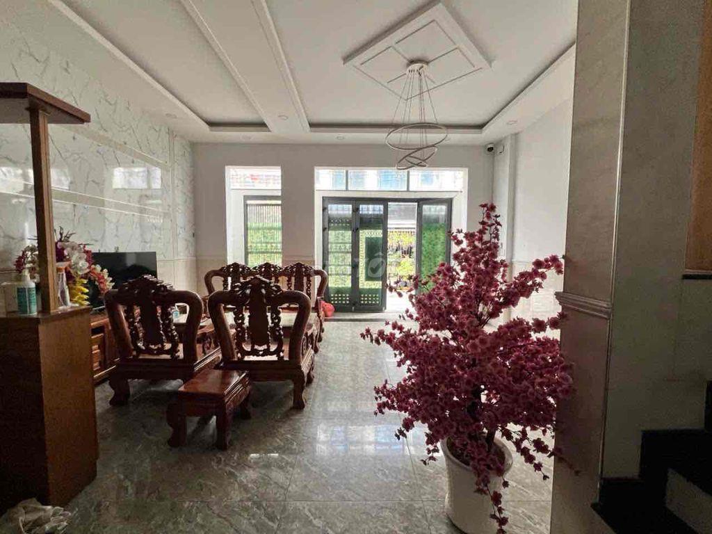 NHÀ CHO THUÊ fun nội thất MT nội bộ 6m thông gò dầu  DT 6x11 đúc 2lầu